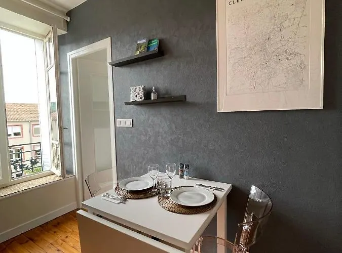 Hyper Centre : Ancien Rénové / Confort * Clermont-Ferrand